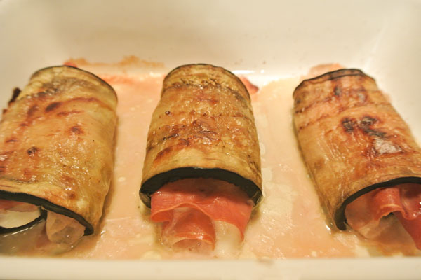 Eggplant rolls with parmaham and mozzarella