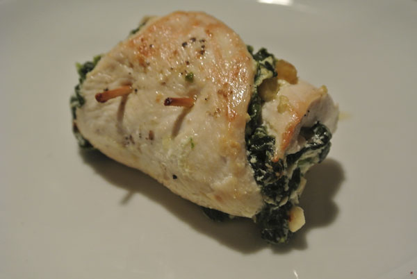 Chicken rolls filled with spinach
