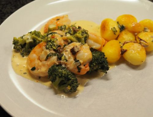Tuscan seasoned shrimps with broccoli