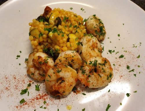 Mediterranean couscous with shrimp